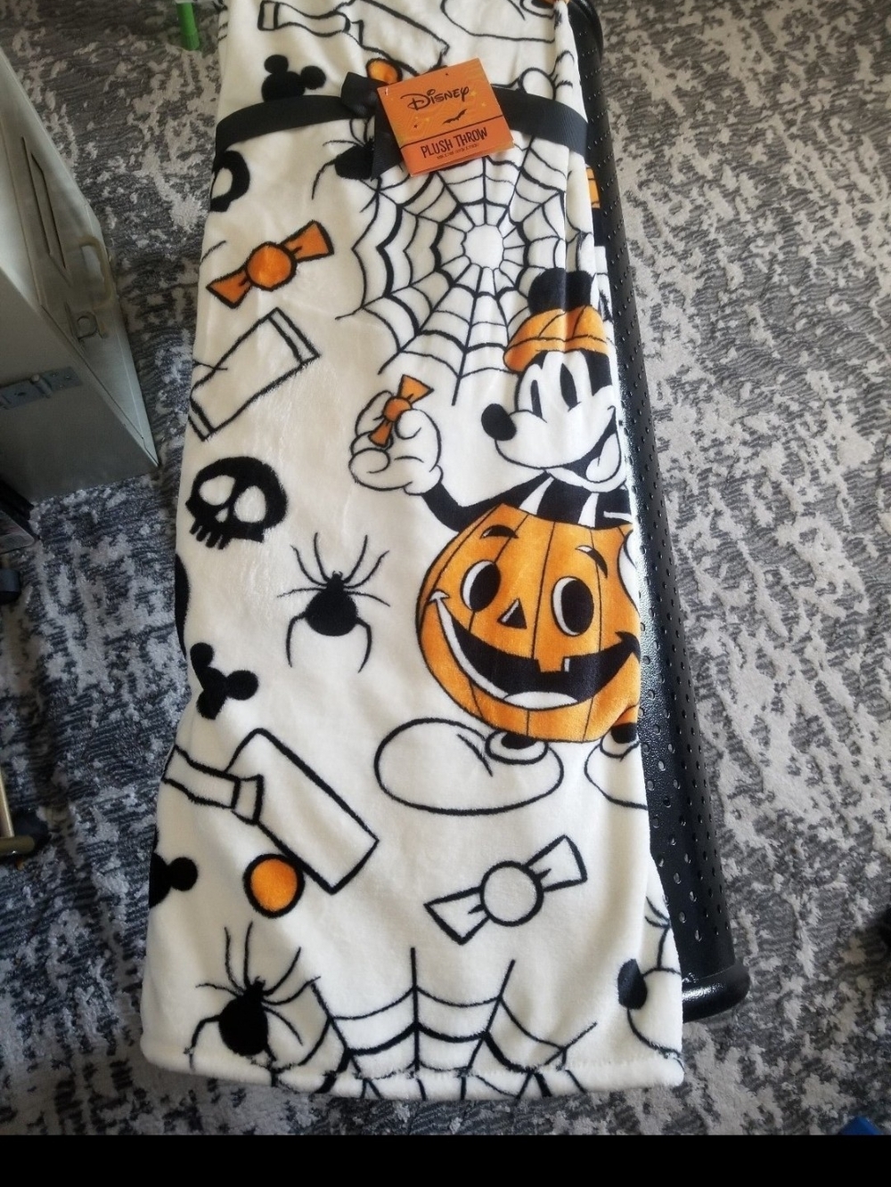 Disney Halloween Mickey Pumpkin Plush Throw 50"X70" White, Orange & Black